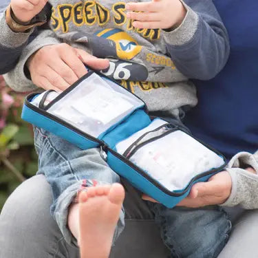 LittleLife Rodinná cestovní lékárnička Family First Aid Kit