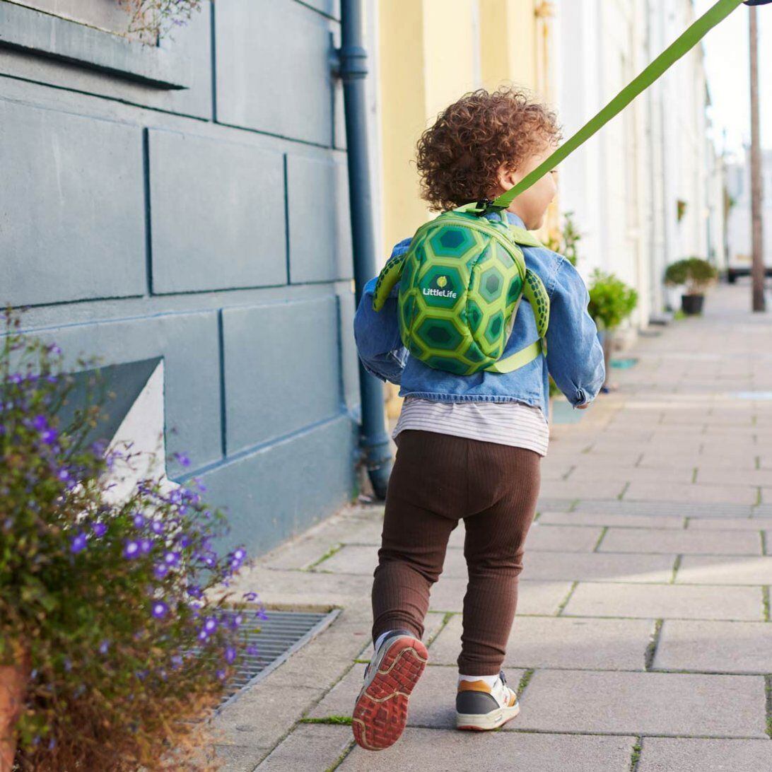 LittleLife Dětský batoh s bezpečnostním vodítkem Turtle 2 l