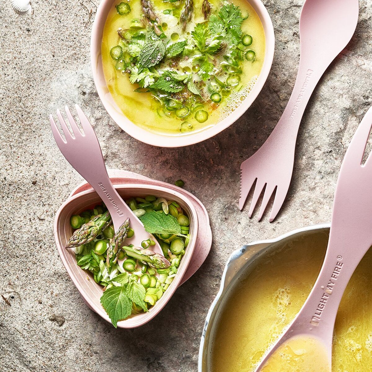 Light my fire Dětský cestovní příbor Swedish Spork little 2-pack sandygreen/dustypink