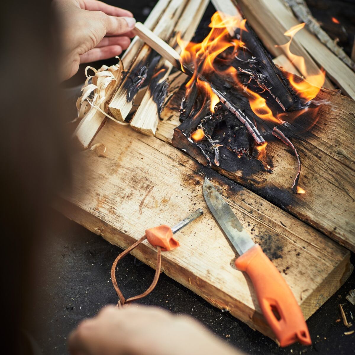 Light my fire Outdoorový nůž s křesadlem Swedish FireKnife 2in1 sagegreen